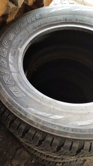 Pneu 265/65/17 - 2