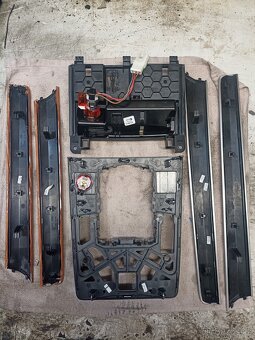 Panel MMI + lišty dveří Audi Q7 - 2
