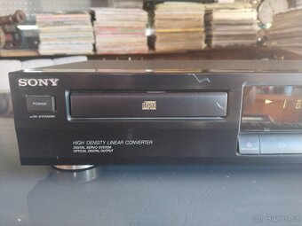 Sony CDP-361 Stereofonní přehrávač kompaktních disků - 2