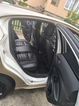 Alfa Romeo Giulietta 1,9 T 125 kW, nafta. Rok výroby 2010, n - 2