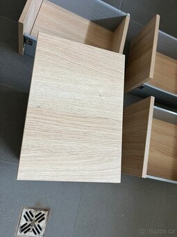 Prodám šuplíky 4ks šířka 31; výška 15 (čelo 22);hloubka 42cm - 2