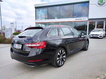 Škoda Superb 2.0 TSI 206 KW combi, původ ČR - 2