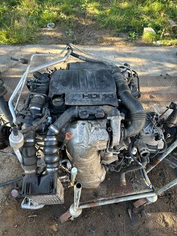 KOMPLETNÍ MOTOR Citroën C4 Picasso 1.6HDI 80kw 16V rv. 2011 - 2