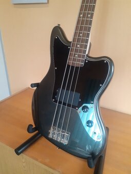 Baskytara Fender Squier Jaguar, stav nového nástroje - 2