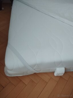 Necelý měsíc používaná pružinová matrace Jysk 160x200 cm - 2