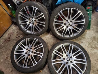 ALU kola Škoda Luxon 5x112 zánovní pneu 225/40 ZR18 - 2