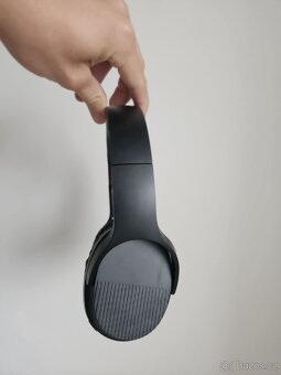 Bezdrátové sluchátka s mikrofonem - 2