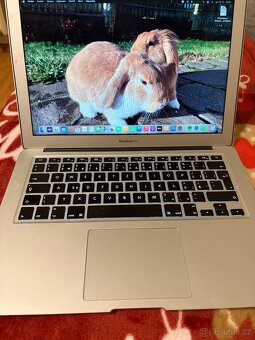 MacBook Air 13” (2017) – Intel i5 / 8 GB RAM / 256 GB SSD – - 2