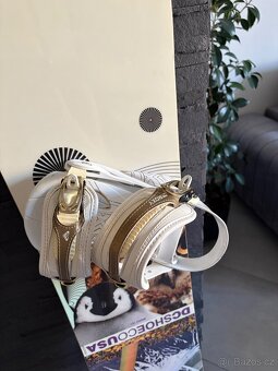 Dámský snowboard vel. 151, vázání ROXY vel. L - 2