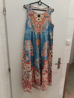 Dámské šaty,vel.M - 2