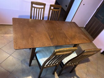 Jídelní stůl a 4 židle - 2