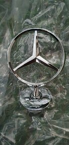 Znak, emblém Mercedes Benz - 2