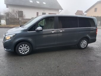 Mercedes Benz V 220 - 2