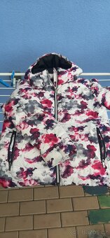 Zimní lyžařská bunda 146/152  top stav - 2