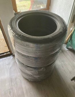pneumatiky Barum 215/55 R17 - 2