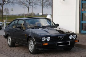 Alfa Romeo GTV - 2