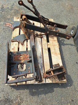 Zetor 7211 7245. ramena hydrauliky - 2