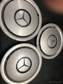 Kryty kol Mercedes (124) - 2