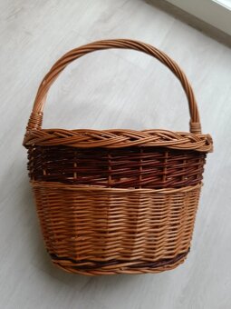 Proutěný košík - nový - 2