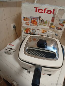 Fritéza Tefal Versalio de luxe Prodám. - 2