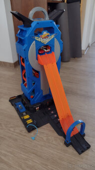 Mega garáž Hot Wheels dráha - parkovací věž - top stav - 2