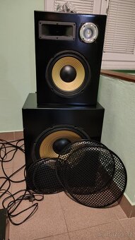 Reproduktory + zesilovač 1 KW - 2
