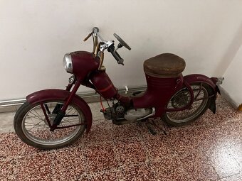 JAWA 50 / 550 r.v. 1955 s doklady - 223. vyrobený kus - 2