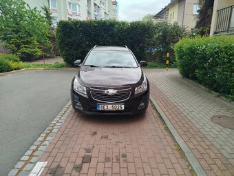 Prodám auto Chevrolet Cruze SW 1.8 benzin 2012 - 2
