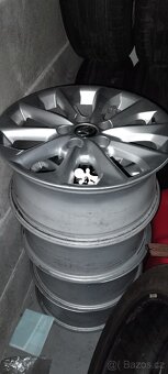 Prodám disky Toyota Corolla 2022 5x114,3 R17 7 1/2Jx17 ET 40 - 2