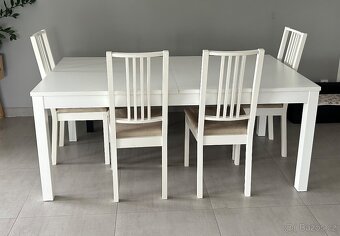 rozkládací jídelní stůl a židle - 2