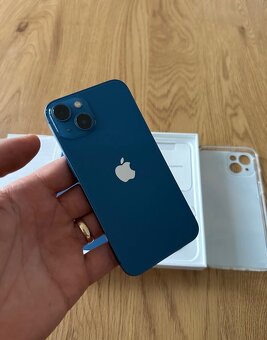 Apple iPhone 13 256GB modrý - TOP STAV - 2