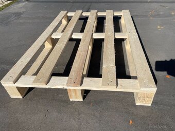 Prodej dřevěných standard palet 120x80 cm skladem 100 ks - 2