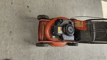 Benzínová sekačka Husqvarna - 2