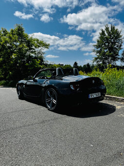 BMW Z4 e85 3.0si 195kw roadster manuál 2007 - 2