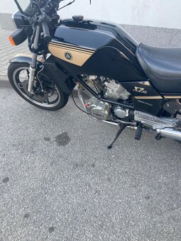 Yamaha xz 550 - 2