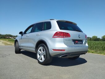 VOLKSWAGEN TOUAREG 3,0TDI,180KW,DVOJÍ SADA KOL - 2