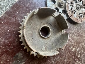 Predám spojkový koš ČZ 125c 150c 125t - 2