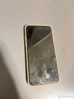 iPhone SE 2020 - 2