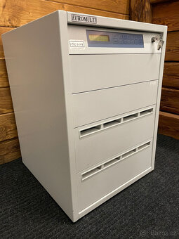 Časový trezor - 4 zásuvky - 2