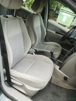 Peugeot 207 1.4i 140tkm Kup SRN Střešní okno Krásný - 2