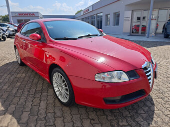 Alfa Romeo GT 1.8 16V TwinSpark Rosso - 2