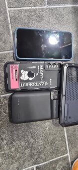 Samsung s22 - 2