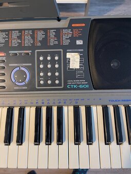 Casio CTK60l - 2