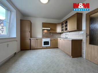 Pronájem bytu 2+kk, 56 m², Jindřichův Hradec, ul. Nušlova - 2