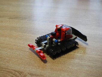 Lego Technic 42148 - Rolba - 2