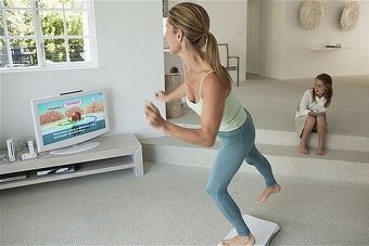 Nintendo Wii BALANCE BOARD + Wii FIT PLUS - 2
