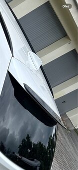 Bmw křídlo zadní spoiler F31 leskly - 2