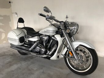 Yamaha XV 1900 Midnight Star - 2