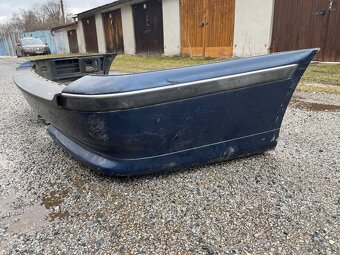 Zadní nárazník bmw e39 touring - 2