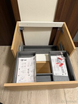 Koupelnova skrinka, jako nova - 2